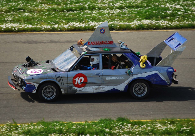 Illustration for article titled The Top 147 Lemons of the Sears Pointless 24 Hours of LeMons